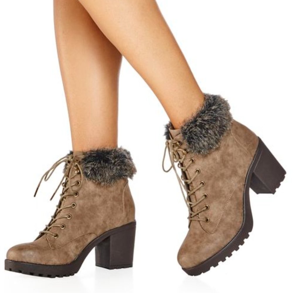 ❣️HP❣️ Just Fab Maricca cuff lace up block chunky heel brown ankle boot sz: 8